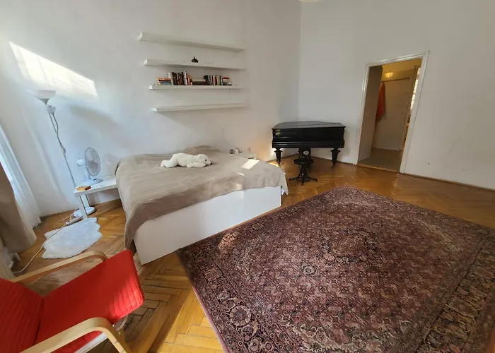 View Soho Apartment
